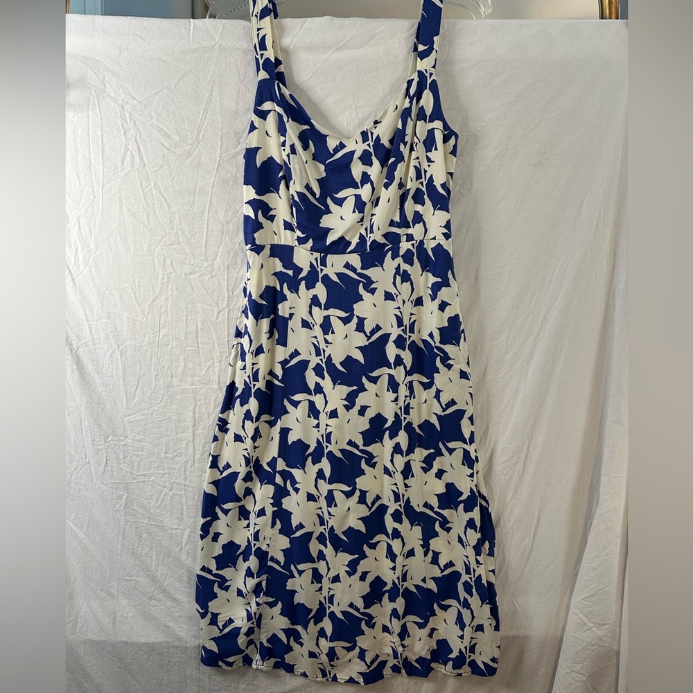 Market & Spruce Blue White Floral Sleeveless Midi Dress Size Medium